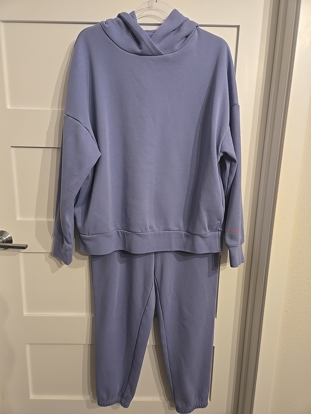Fabletics Active SET Size L Hoodie & Joggers